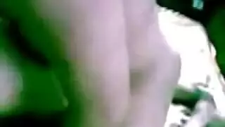 فتاة أردنية تأخذ شرجاً قاسياً في بورن هاردكور