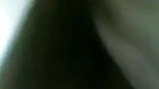 فتاة محجبة وقحة تداعب فرجها الحلوق قبل إيلاج مزدوج