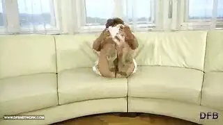 فحل أجنبي يضرب طيز العجوز في نيك قوي