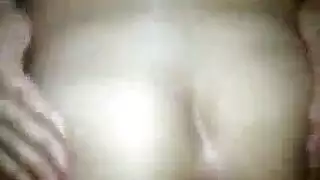 دخول خلفي شديد مع جمال عربية تئن