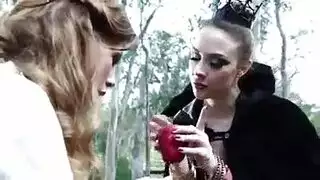 اللسان ناضجة في تحول جنسى شهوانية