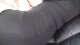 زوجة الأب المثيرة ضخمة الثدي تتوسل لقضيب ابنها الغليظ