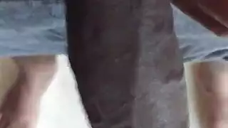 سرير رايلي ريد يصبح منطقة مضاجعة مراهق لإباحية متزوجة