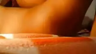 كاميرات إباحية محلية: جنس مباشر وكلام فاحش