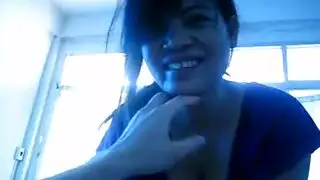 استمناء من وجهة نظري: تمص قضيبي حتى أغمرها بالسائل المنوي