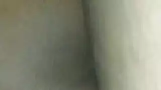 نيشا تمارس الجنس مع عميل التدليك من الخلف بينما زوجها يسجل