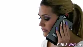 ملاك تنكح في وجهها قبل الركوب